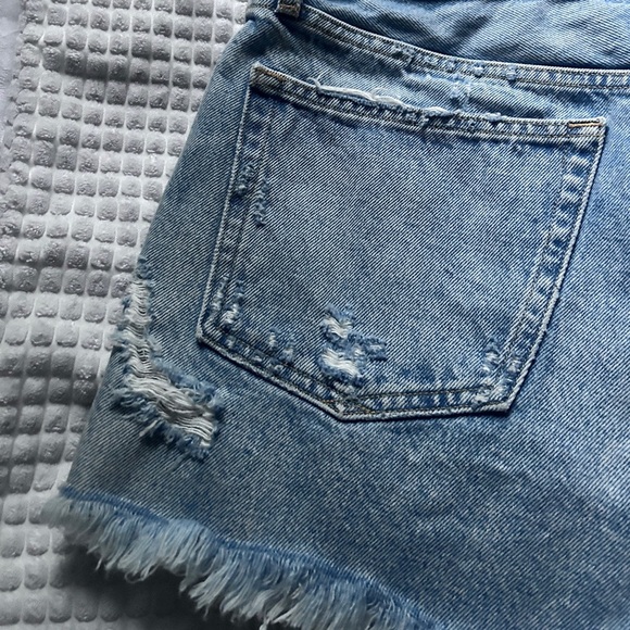 Agolde Jaden Fray Hem Button Fly Denim Shorts Women 30 - Picture 9 of 14